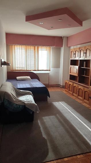 Apartament cu 2 camere decomandat în Ultracentral