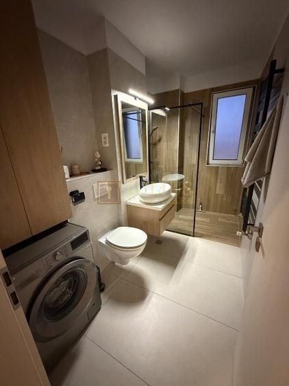 Apartament cu 2 camere decomandat, mobilat în Aradului