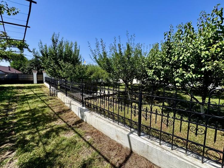 Casă individuală cu 7 camere cu Canalizare în Snagov