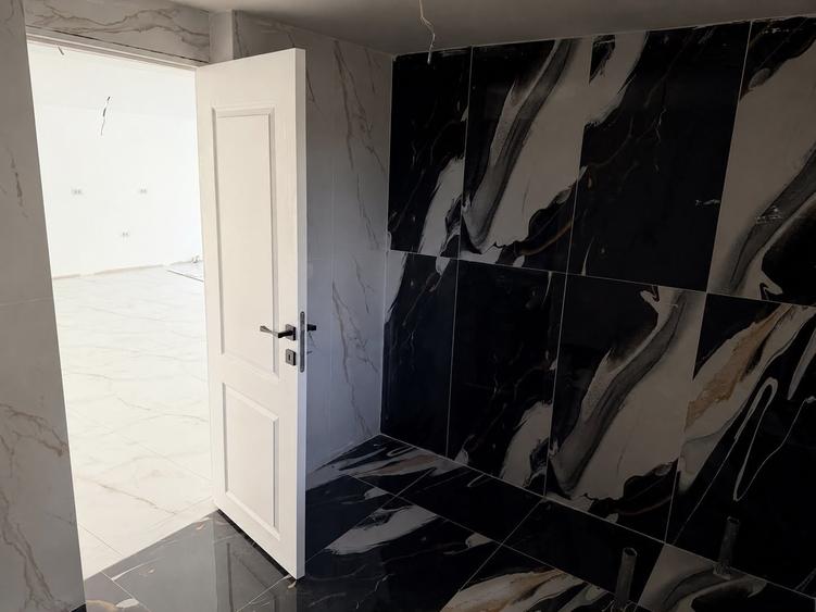 Casă cu 4 camere în Bâlteni