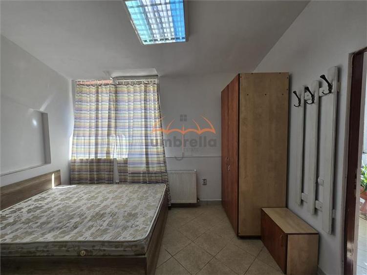 Garsonieră nedecomandată în Plopilor