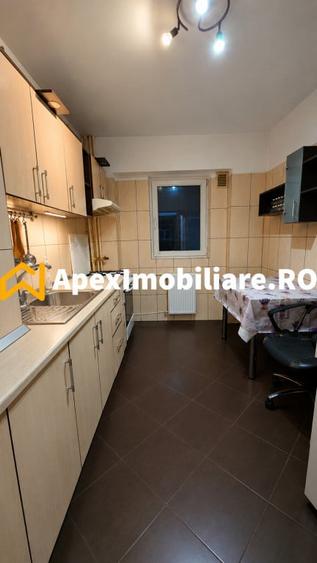 Apartament cu 4 camere decomandat în Costin Georgian