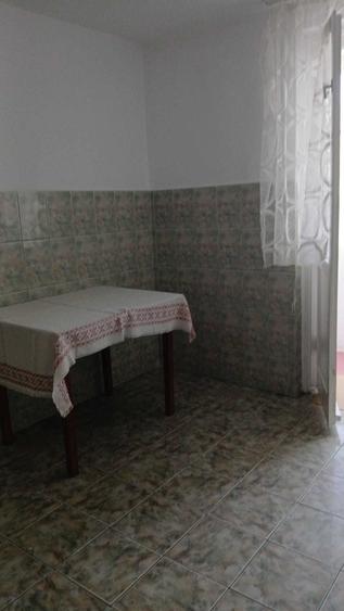 Apartament cu 3 camere decomandat în Kogălniceanu
