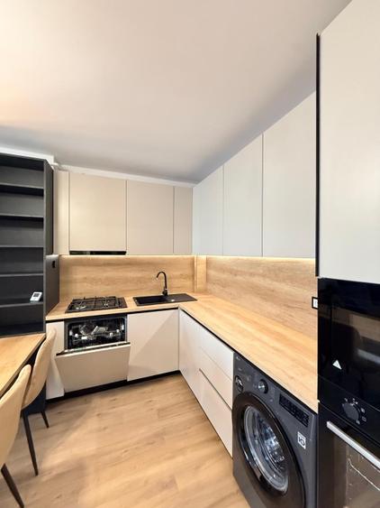 Apartament cu 2 camere semidecomandat în Florești