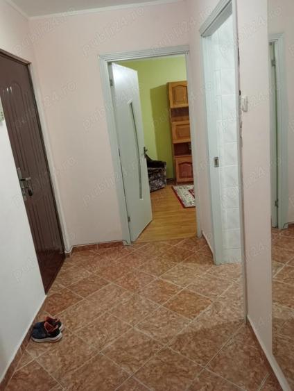 Apartament cu 2 camere decomandat, mobilat în Sebastian — fotografia 3