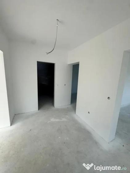 Casă cu 3 camere cu Teren 9000 Mp în Tăuții-Măgherăuș