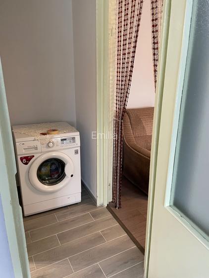 Inchiriez apartament 2 camere zona Narcisa