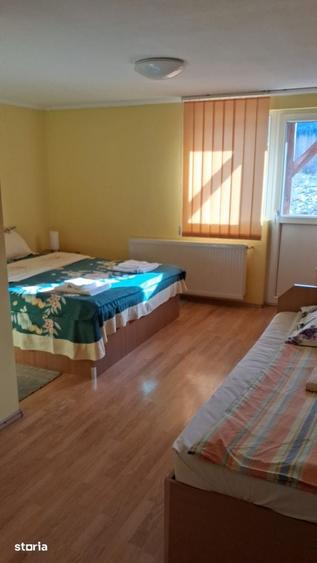 Casă cu Teren 1200 Mp în Viștea