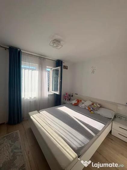 Apartament de 2 camere zona TRACTORUL,Str Nicolae Labis, - 2