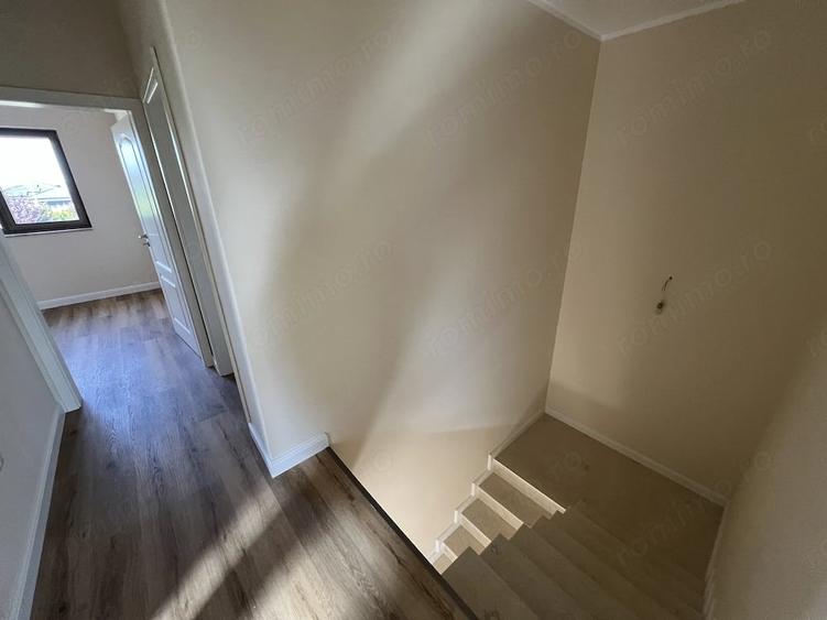 Casă cu 4 camere cu Teren 333 Mp în Giroc