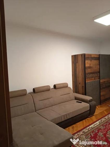 Apartament cu 2 camere decomandat în Rogerius