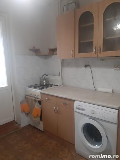 Garsonieră decomandată în Vitan