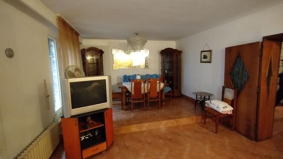 Casă individuală cu 9 camere cu Canalizare în Agigea