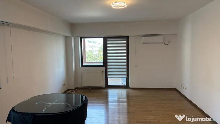 Apartament cu 2 camere decomandat în 9 Mai