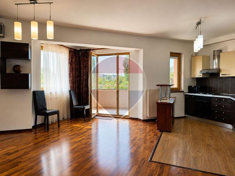 Apartament cu 3 camere semidecomandat, mobilat în P-ta Presei Libere