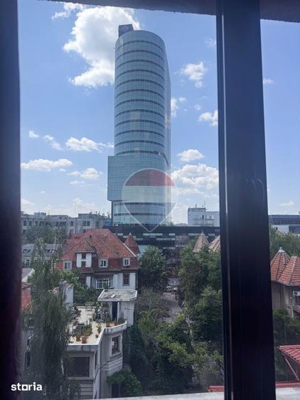 Apartament cu 3 camere în Aviatorilor
