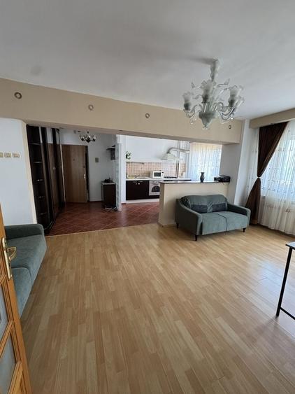 Apartament cu 2 camere decomandat în Brâncoveanu