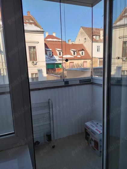 Apartament cu 3 camere decomandat în Ultracentral