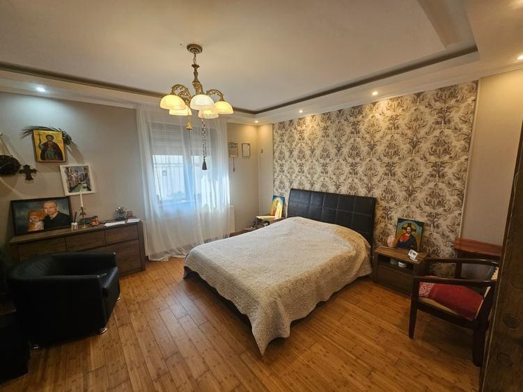Casă cu 4 camere în Dragomirești-Vale