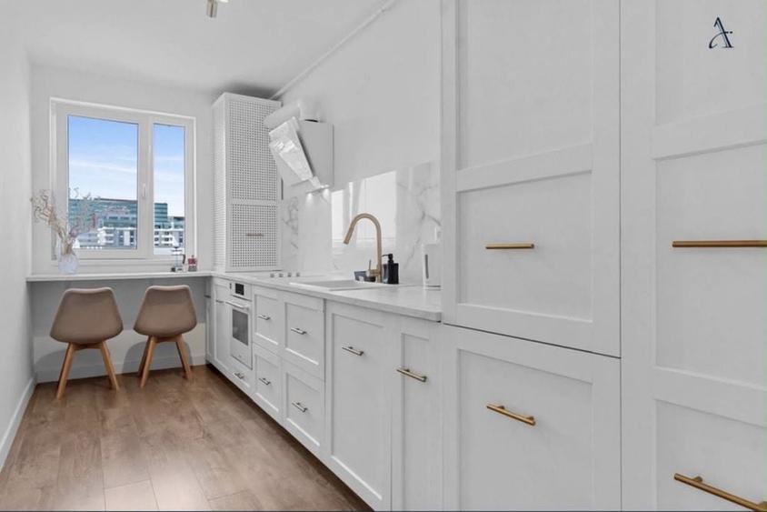 Apartament cu 2 camere decomandat în Exterior Vest