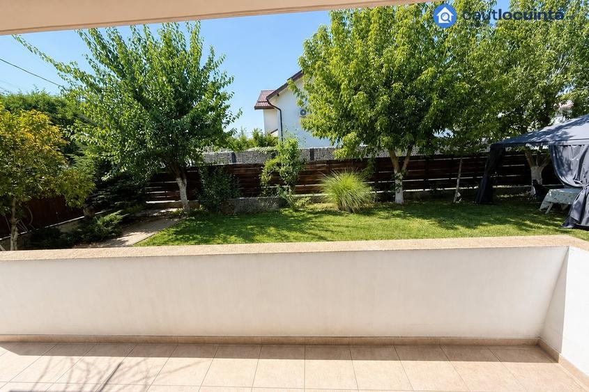 Apartament cu 4 camere decomandat în Domnești