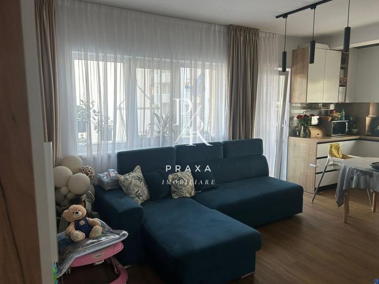 Apartament cu 3 camere semidecomandat, mobilat în Florești — fotografia 1