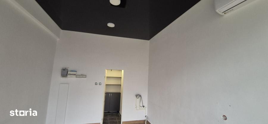 Spațiu comercial, de 30 mp, în Anda