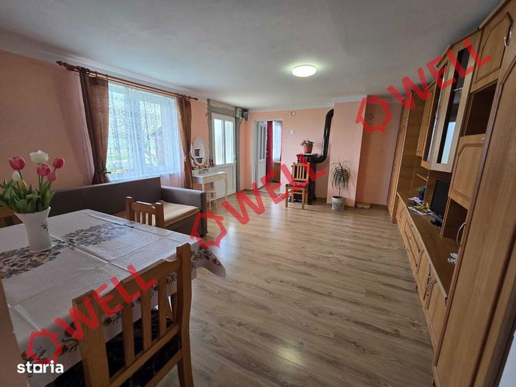 Casă cu Teren 1493 Mp în Ozun
