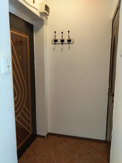Garsonieră semidecomandată în Drumul Carului