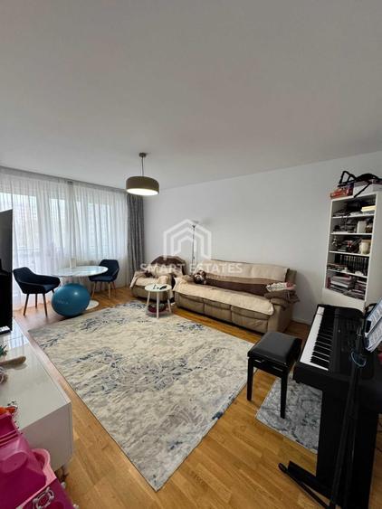 Apartament cu 3 camere decomandat în Baba Novac