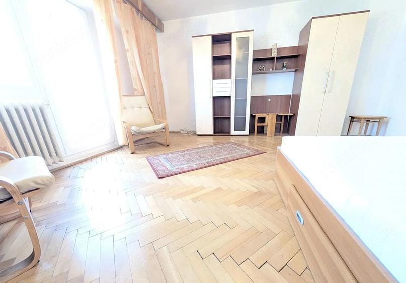 Apartament 1 camera, decomandat, zona Lunei - Facultatea Economie - 4