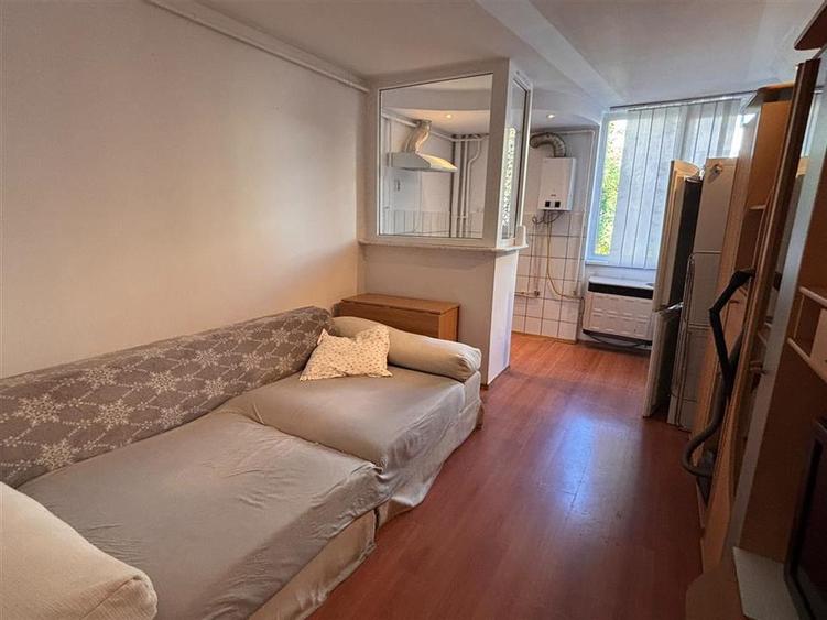 Garsonieră semidecomandată în Astra