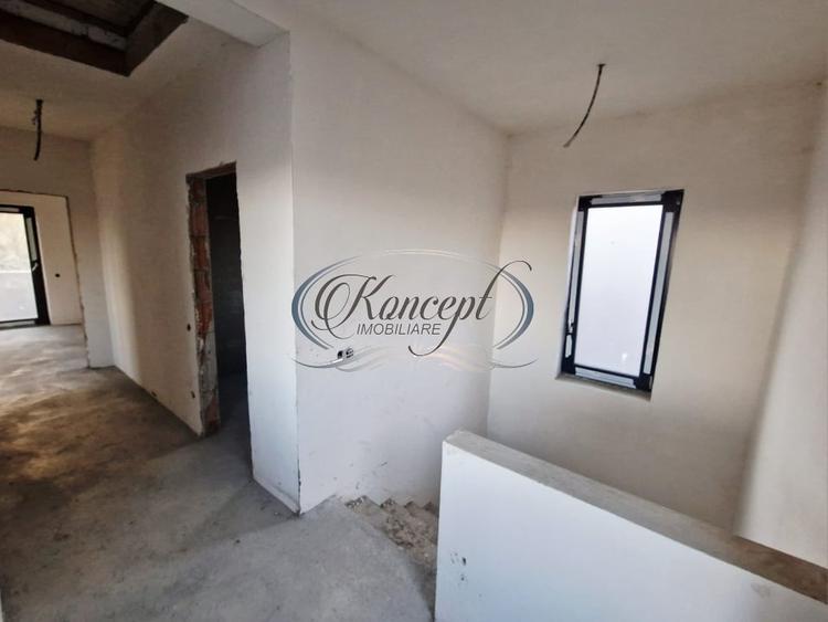 Casă individuală cu 4 camere cu Garaj în Feleacu