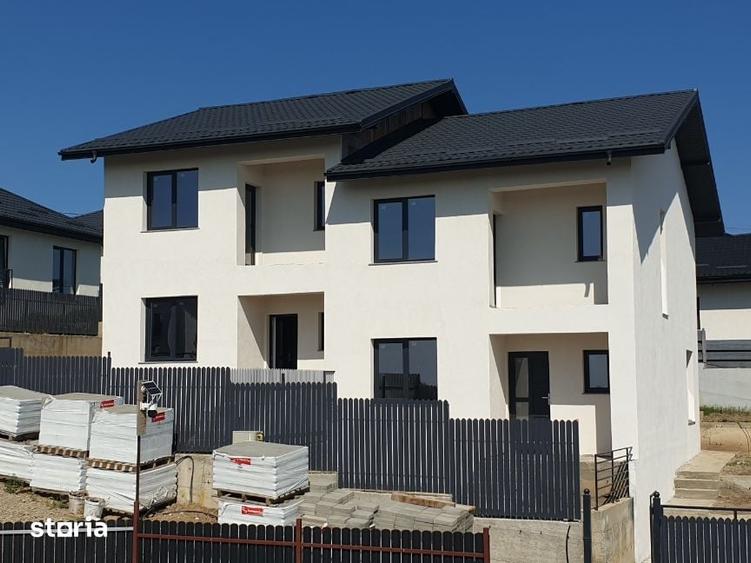 Casă cu 4 camere cu Teren 250 Mp în Valea Lupului