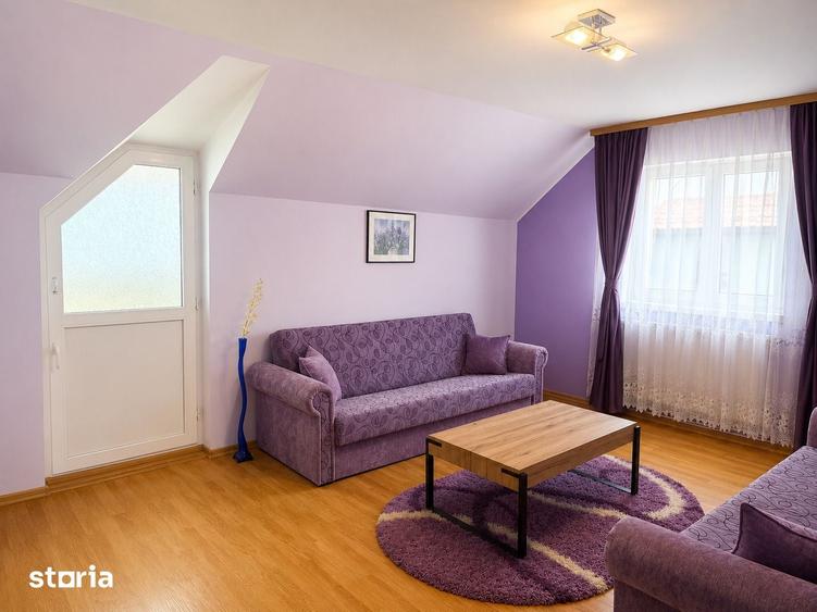 Casă cu 5 camere cu Teren 578 Mp în Joița