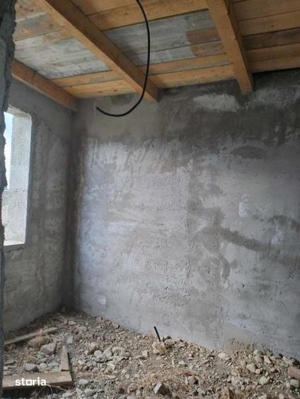 Casă cu 2 camere cu Teren 300 Mp în Gară