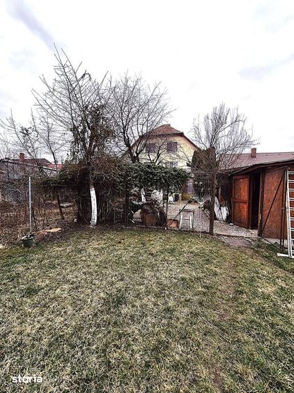 Casă cu 5 camere cu Teren 1167 Mp în Sânpetru