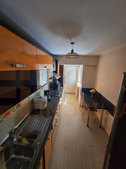 Apartament cu 3 camere decomandat, mobilat în ICIL