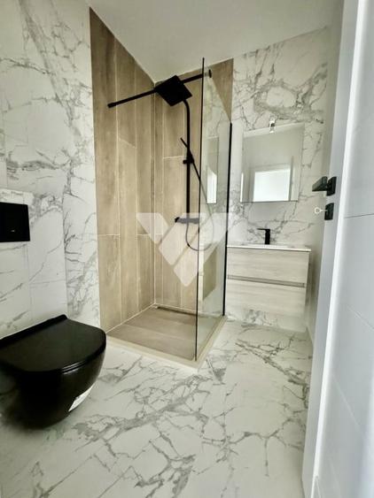 Apartament cu 2 camere decomandat în Periferie