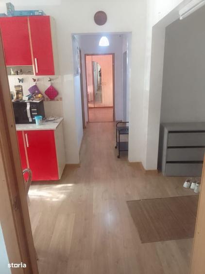 Apartament cu 3 camere în Nufărul