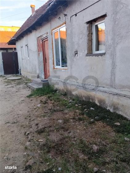 Casă cu 4 camere cu Teren 532 Mp în Central