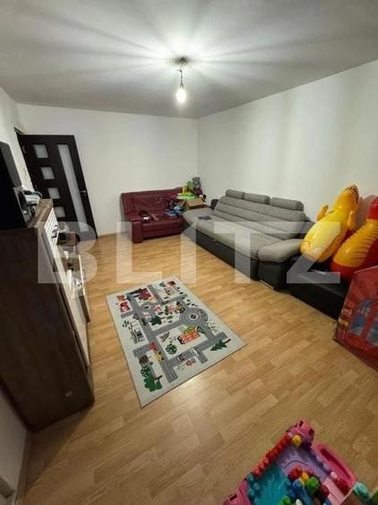 Apartament cu 2 camere decomandat în Exterior Vest