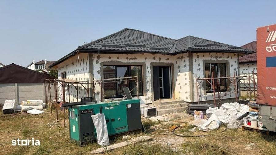 Casă cu 3 camere cu Teren 80 Mp în Cârcea