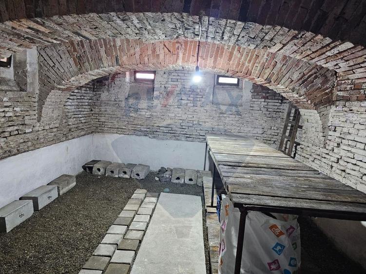 Casă individuală cu 3 camere cu Teren 305 Mp în Central