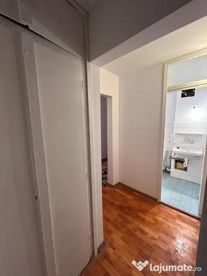Apartament cu 3 camere decomandat în Mărăști