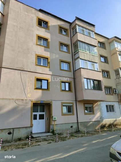 Apartament 4 camere Caracal HCC, 2 bai, 2 balcoane, et 2