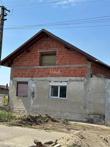 Casă cu Teren 630 Mp în Vladimirescu