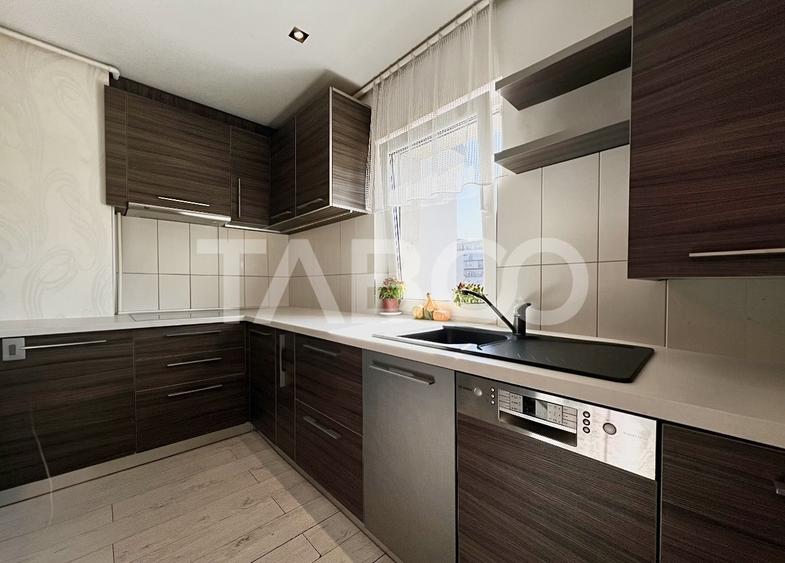 Apartament cu 3 camere decomandat, mobilat în Mărăști