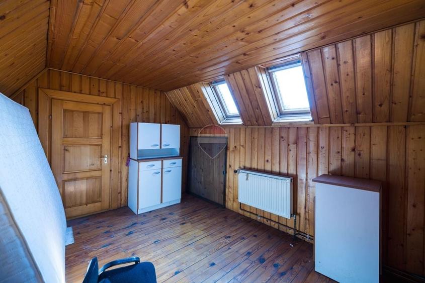 0% comision | Apartament la casă, parter și mansardă | Strada Lungă - 21
