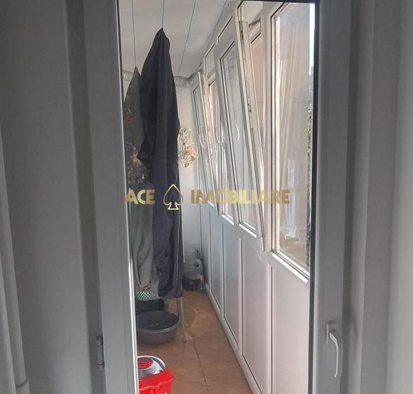 Apartament cu 3 camere decomandat, mobilat în Tineretului